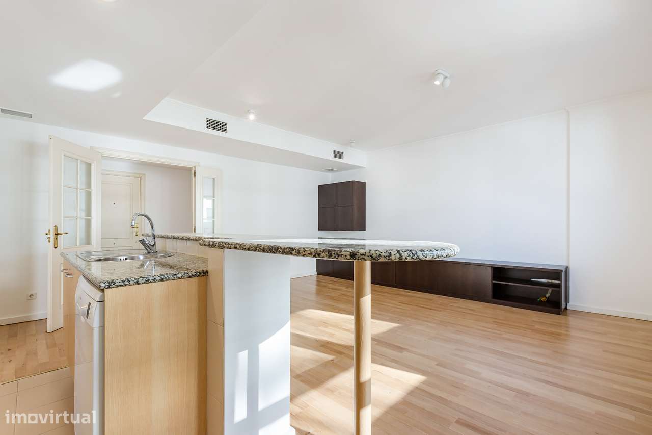 T1 com garagem no Saldanha Residence-17