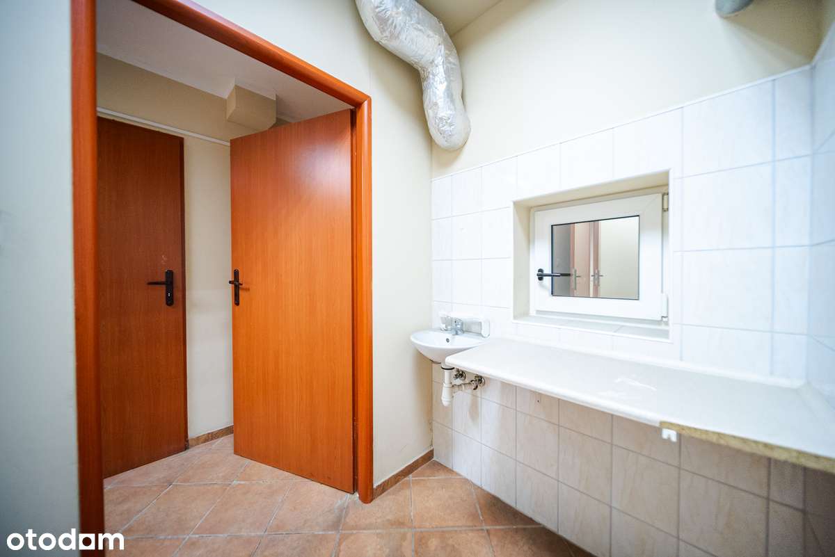 Przestronny lokal usługowy  | 102,53 m2 | Dużo pomieszczeń | Namysłów-10