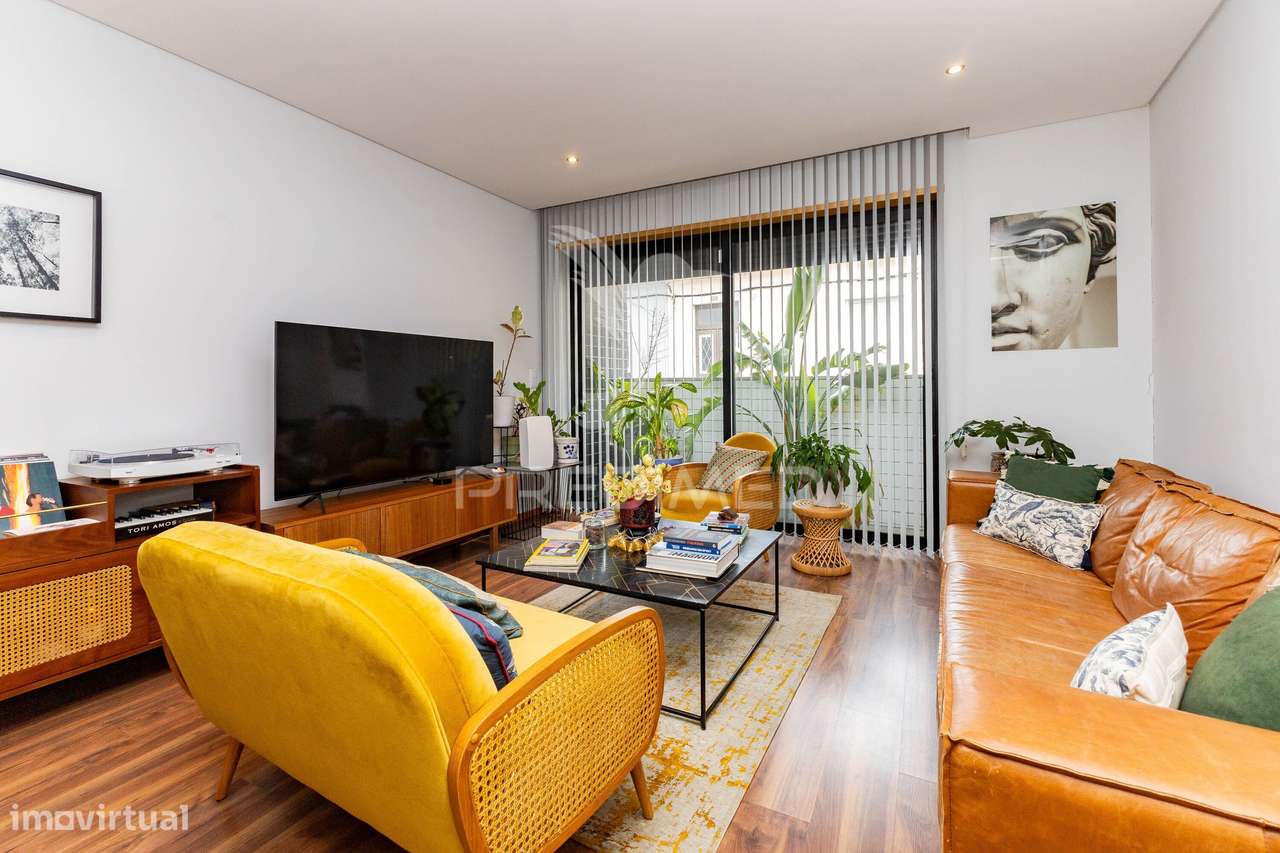 T2 com Terraço e Jardim | Próximo da Linha Rubi | Candal – Vila Nov... - Grande imagem: 5/30