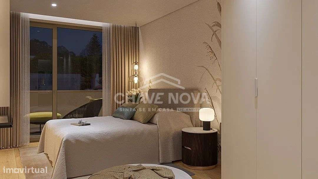 Apartamento T2 Novo Penúltimo Piso c/ 2 Lugares de Garagem em Arcozelo-18
