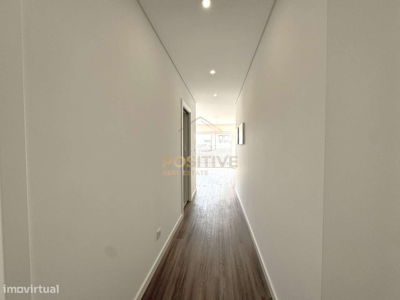 T3 em Santa Marta do Pinhal | Suite, 2 varandas e zona social de 31 m2-35