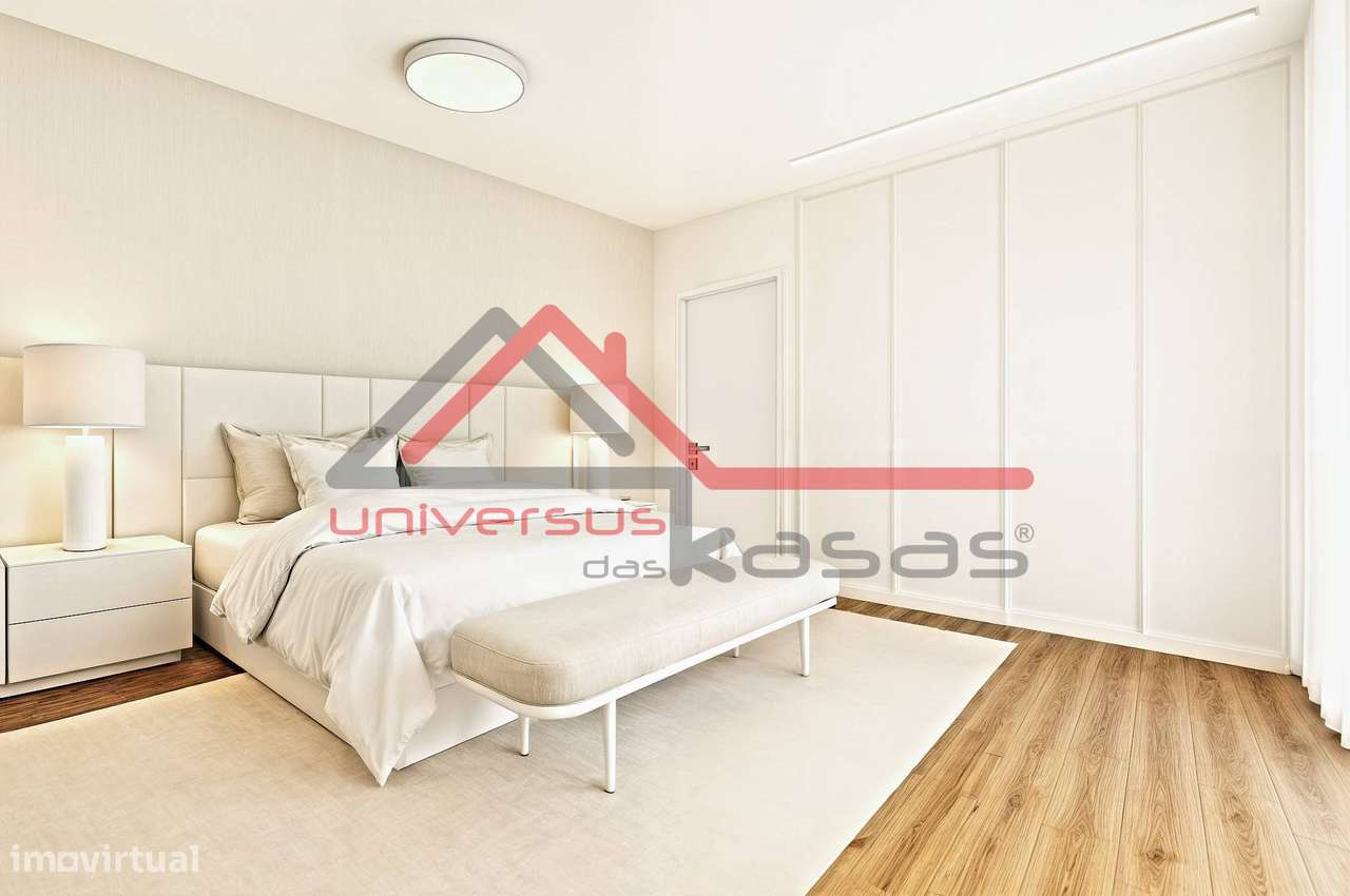 Moradia Nova Isolada V4 com Piscina e Jardim em Fernão Ferro-16