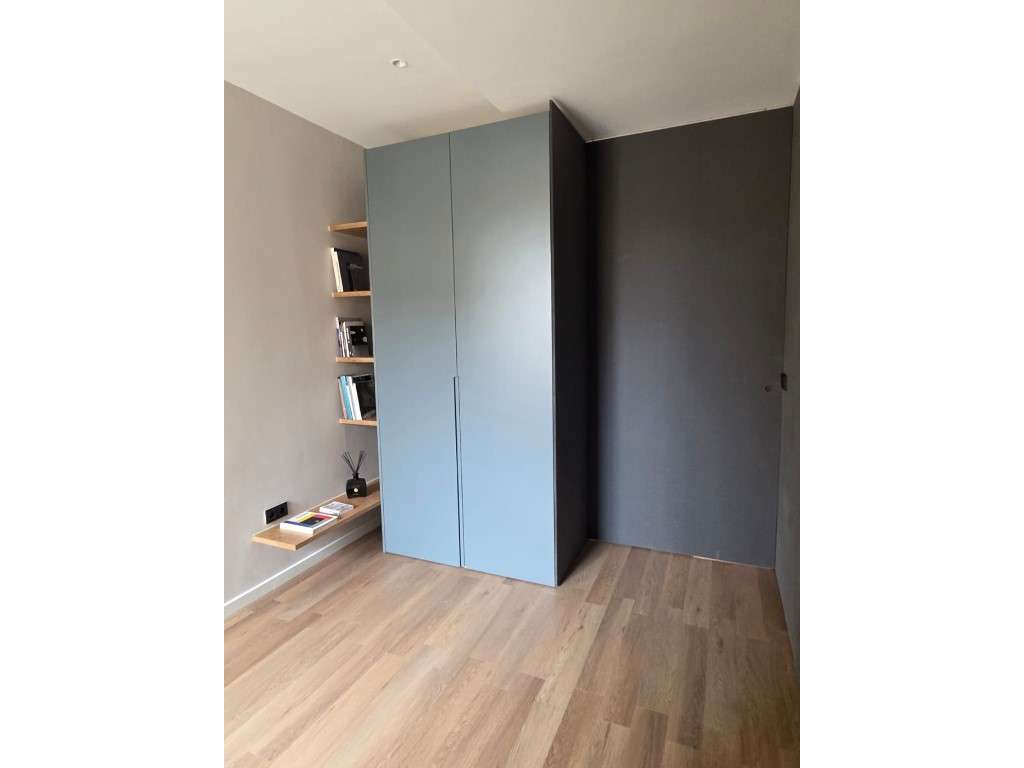 Apartamento Elegante e Contemporâneo no Centro de Algés-40