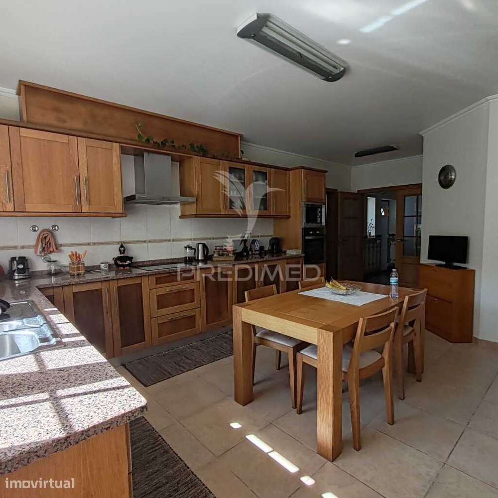 Moradia T4 em Nossa Senhora das MIsericordias - Ourém - Grande imagem: 4/37