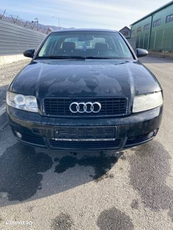 Dezmembrez Audi A4 B6 1.6 i 2003 - 2