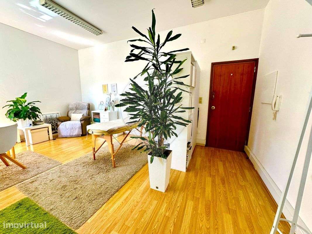 Escritório  para arrendamento - Grande imagem: 5/7