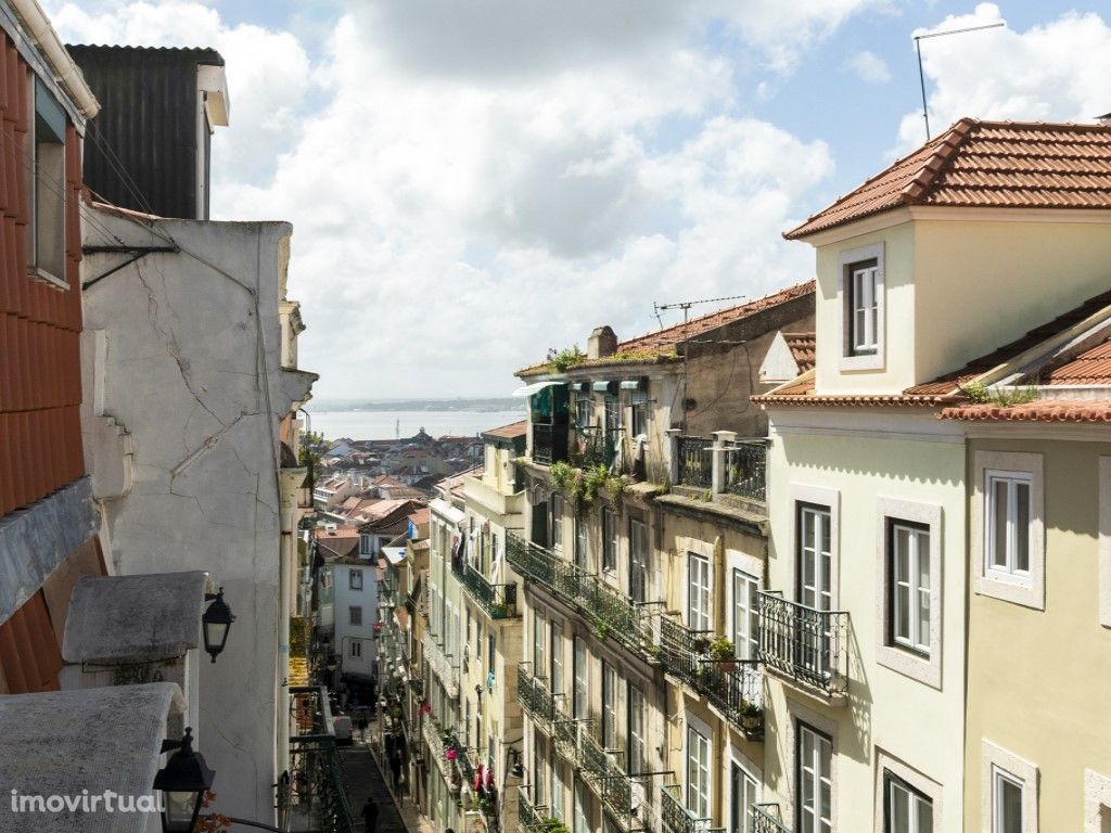 Apartamento T2 duplex no centro de Lisboa