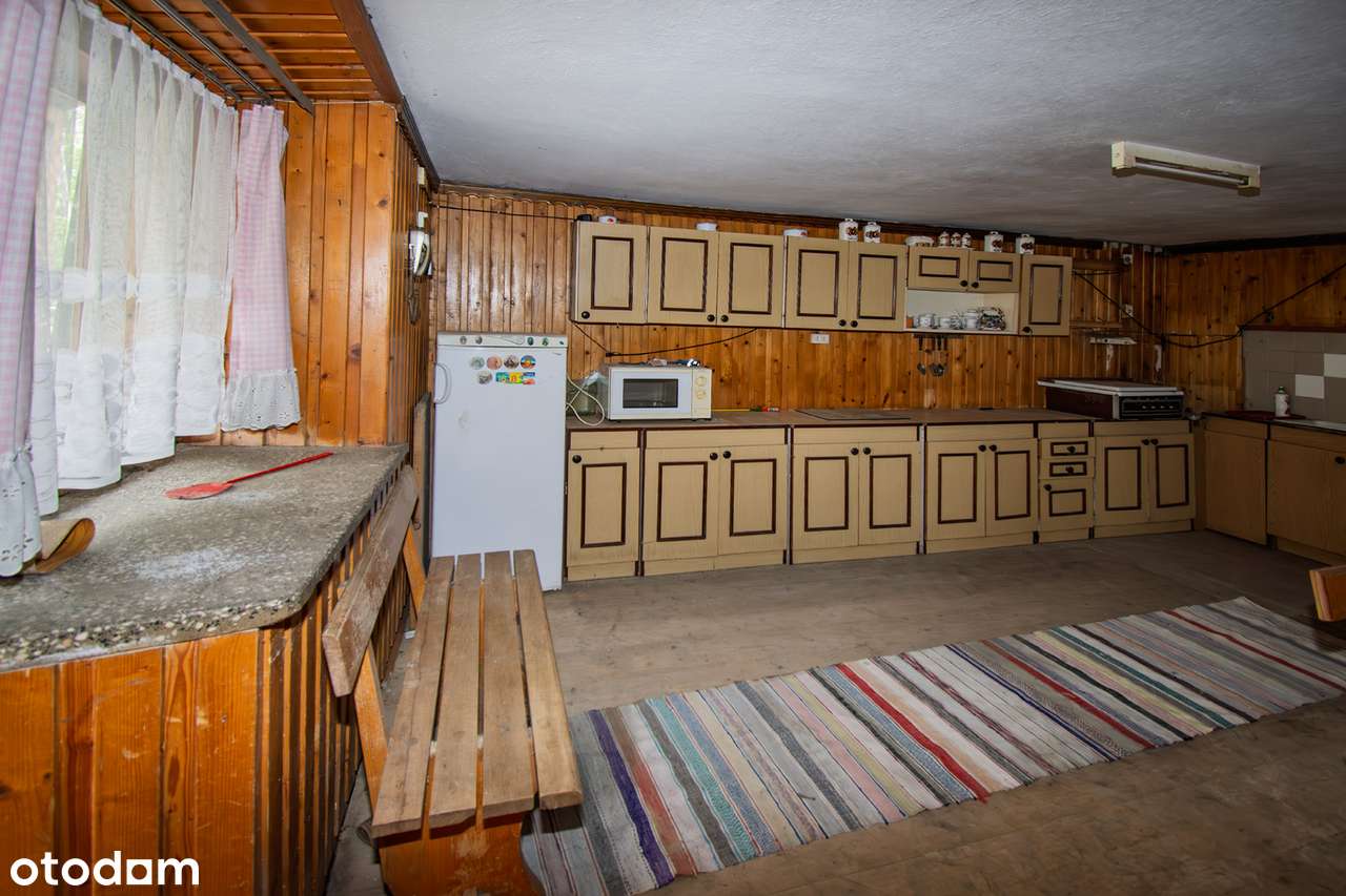 Dom przy głównej ulicy w Trybszu-13