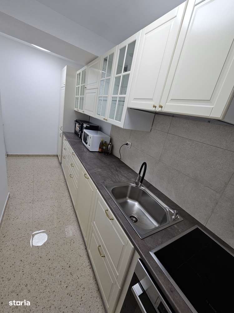 Apartament 3 camere in spatele bisericii Bazilescu-1