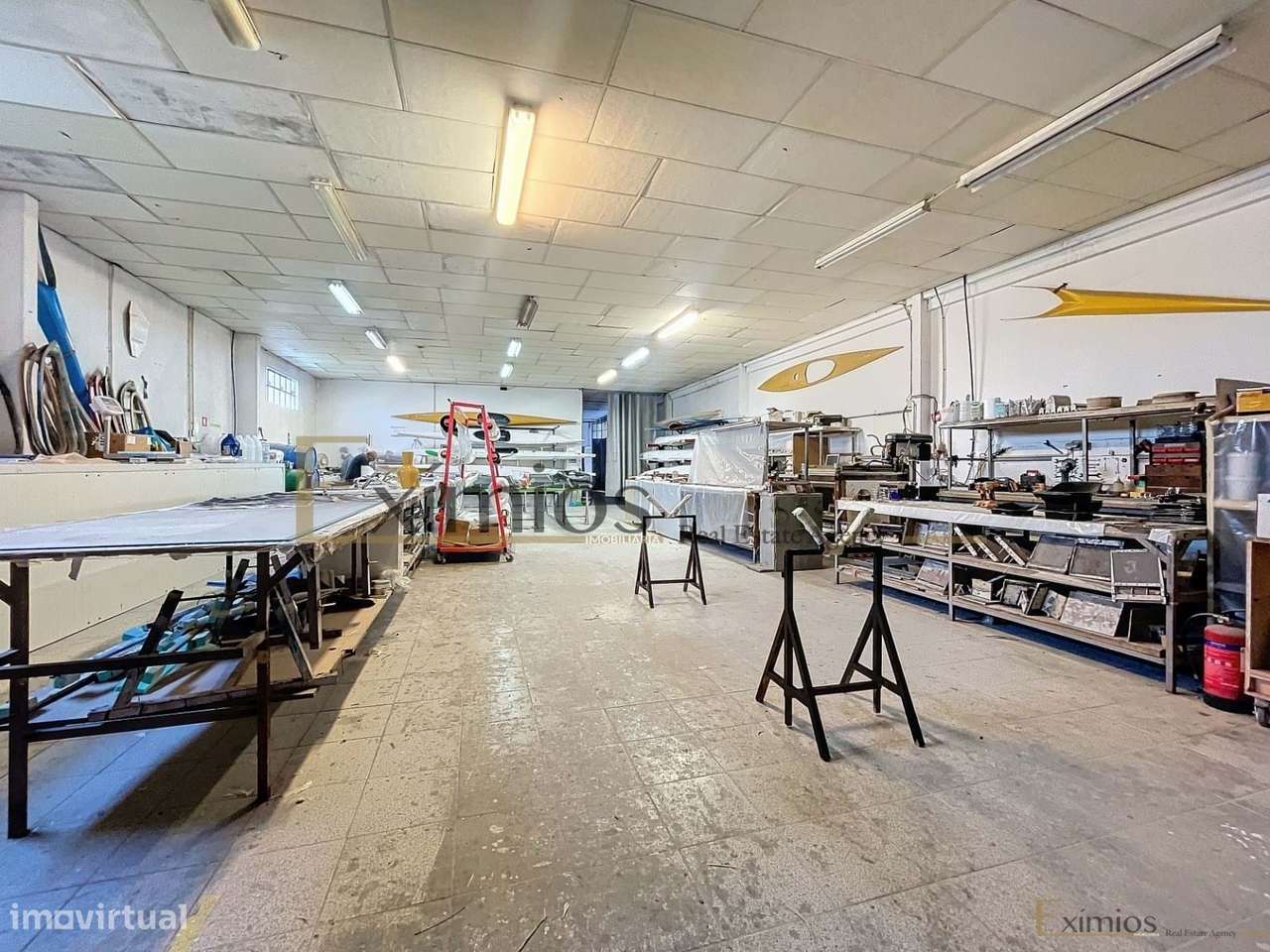 Armazém com 600m2, para venda, em Terroso - Grande imagem: 5/5