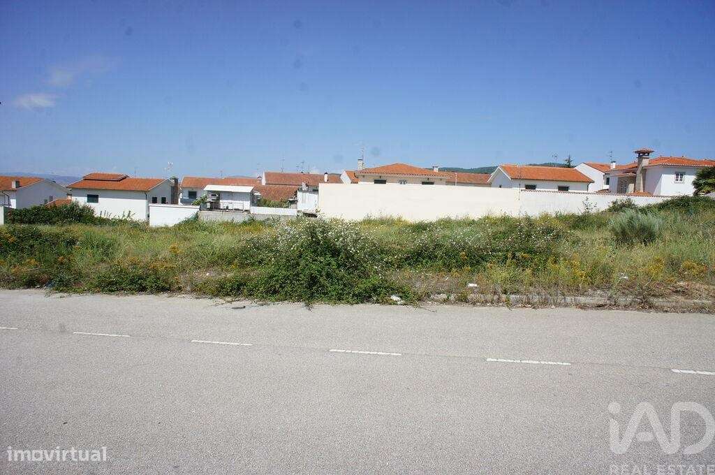 Terreno em Vilar de Nantes de 705,00 m2 - Grande imagem: 5/7