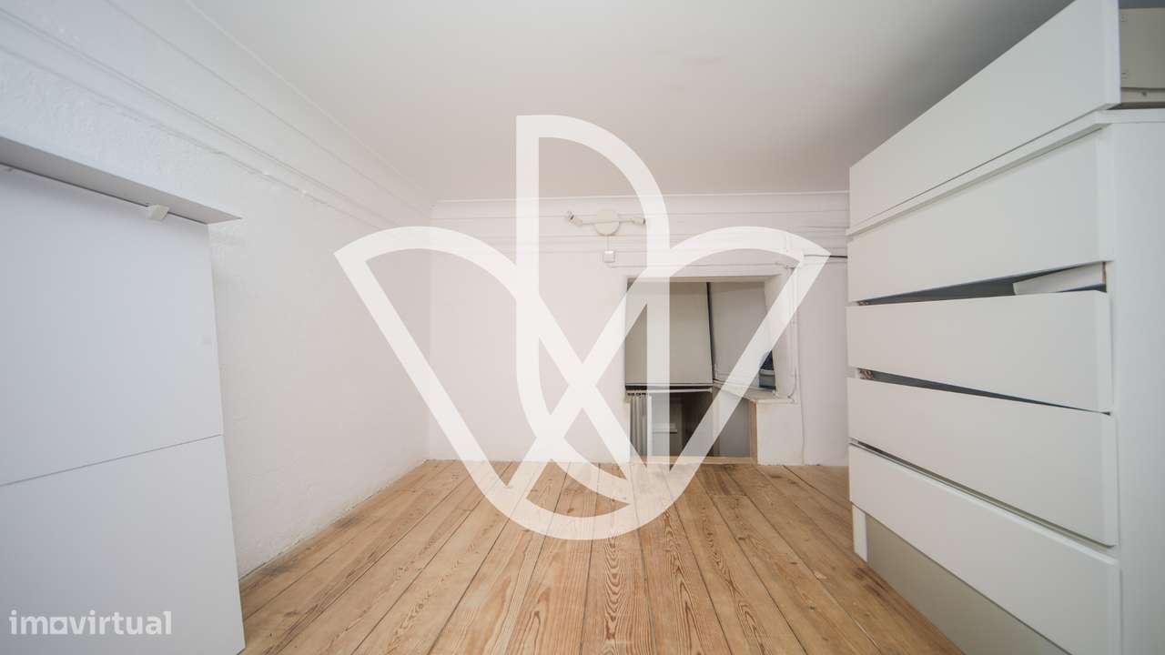 Loja com Mezanine em Campo de Ourique-6