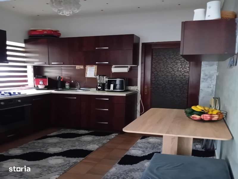 Apartament 3 camere de vanzare Bucium - Imagine principală: 4/14