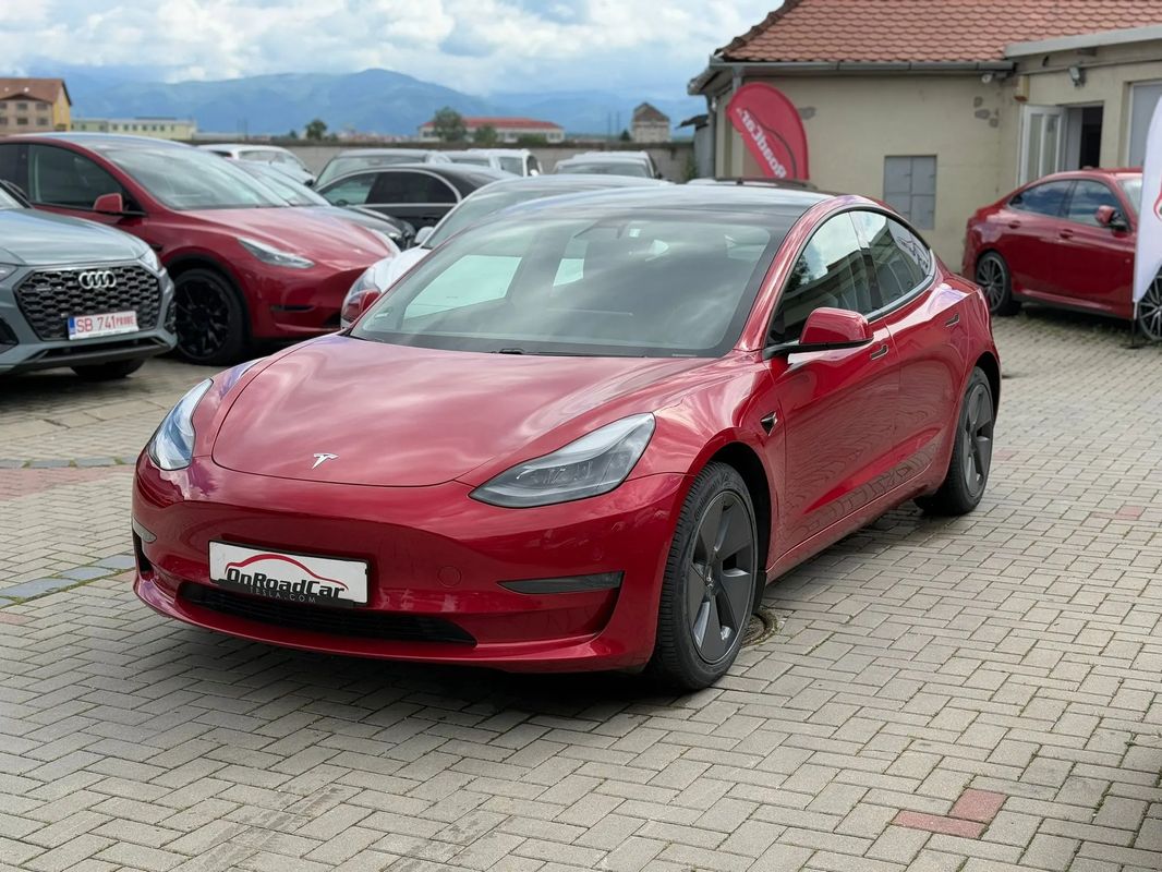Tesla Model 3 AWD Long Range - 29