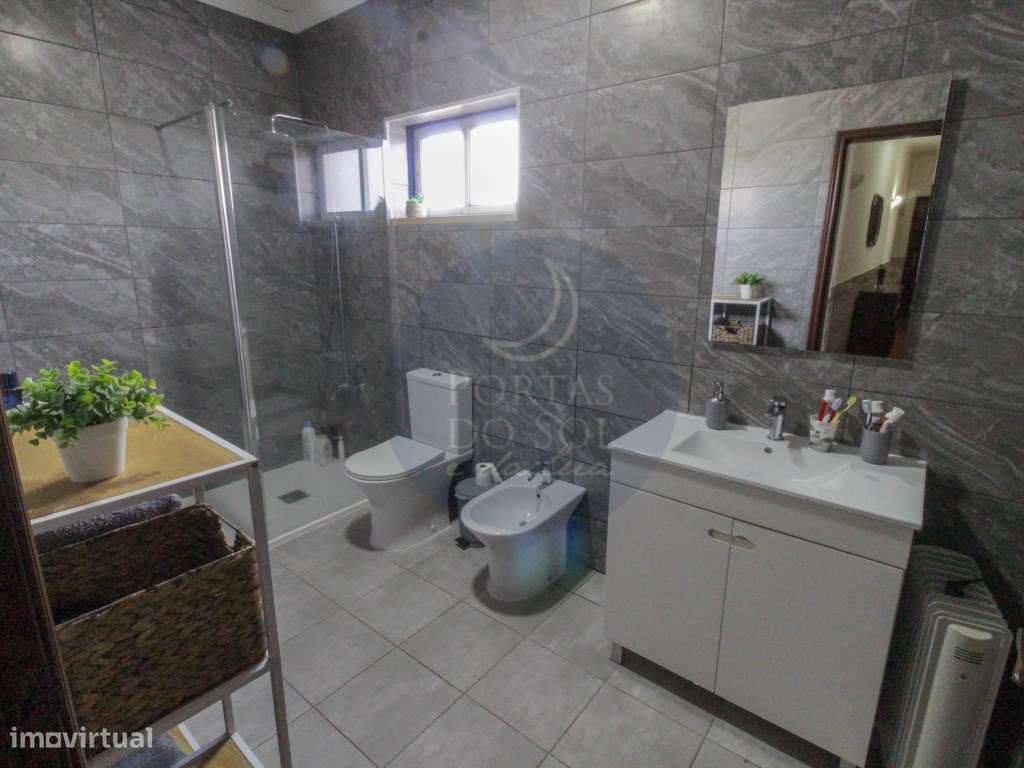 Moradia V3 c garagem em 1.040 m2 a 1 hora de Lisboa-17