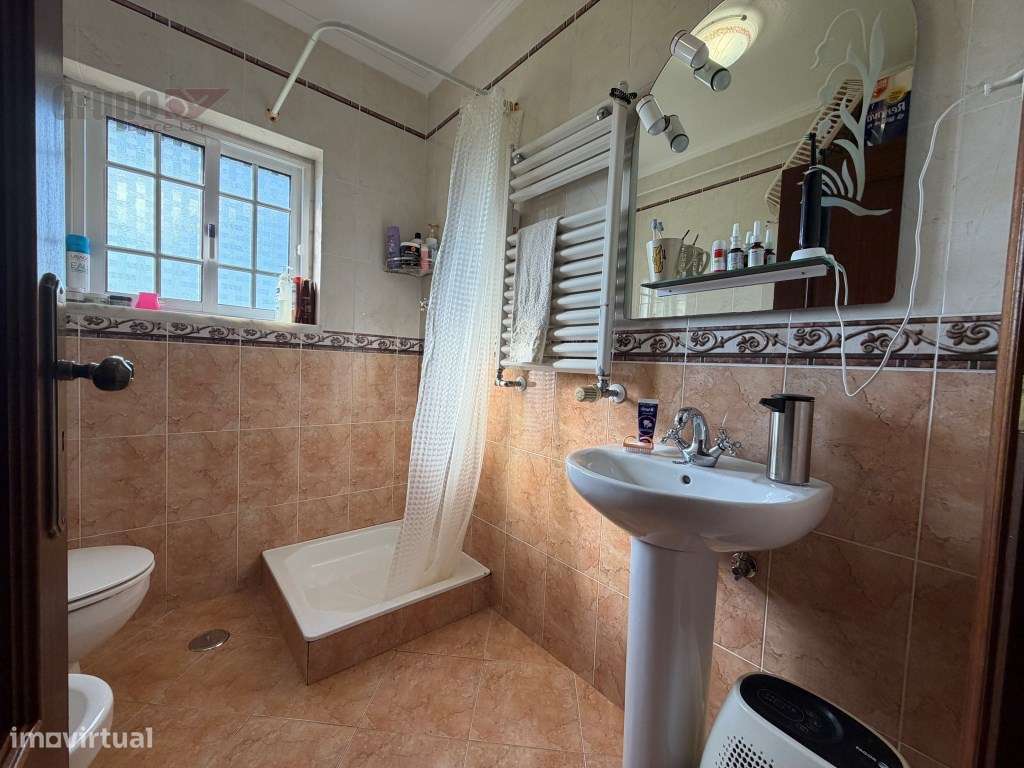 Propriedade Exclusiva em Sesimbra: Moradia T3 + Projeto Aprovado e ...-33