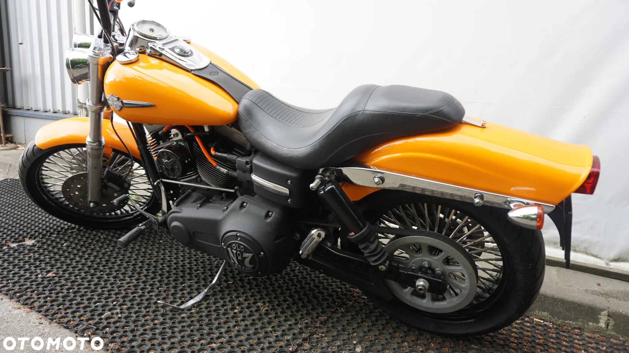 Harley-Davidson Dyna Fat Bob - 7