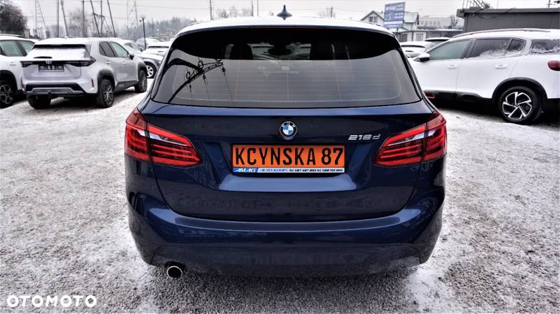 BMW Seria 2 218d - 7