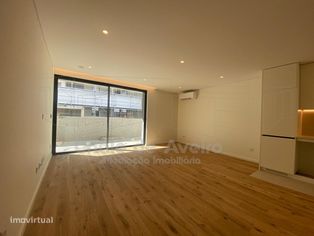 Apartamento T1 ( TERRAÇO E LUGAR DE GARAGEM) - AVEIRO - Grande imagem: 2/30