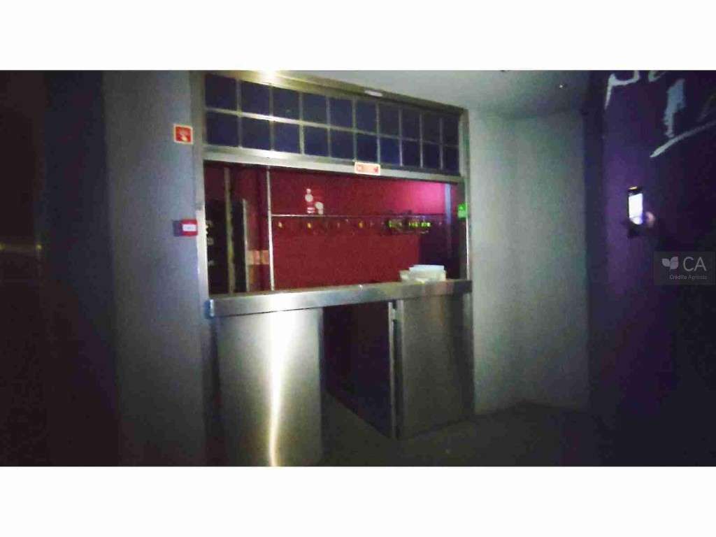 Prédio urbano destinado a comércio - Grande imagem: 4/8