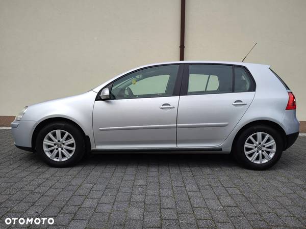 Volkswagen Golf - 3