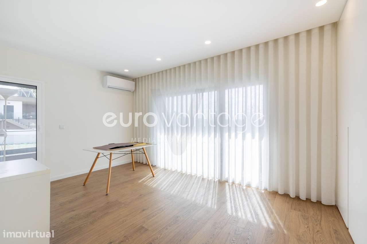 Apartamento T3 de Excelentes áreas-51