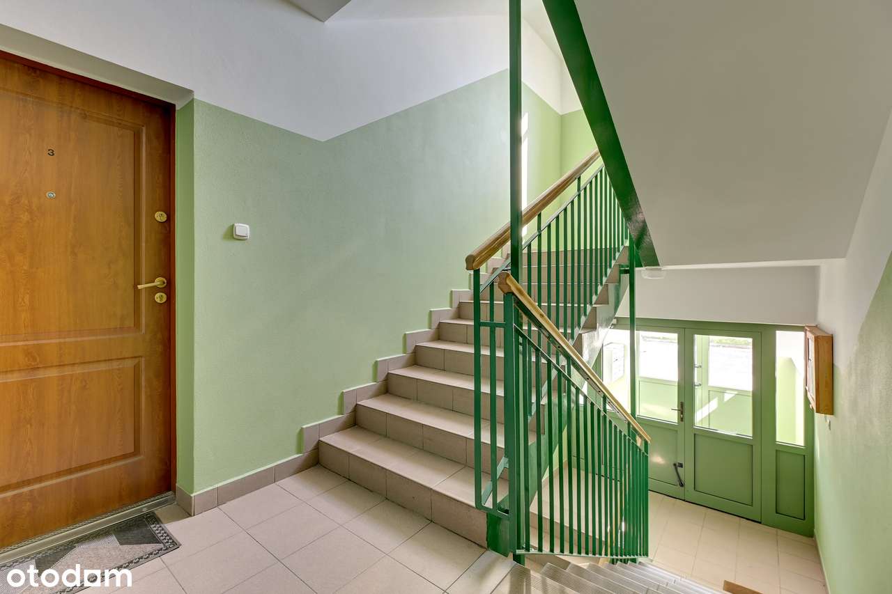 Duże dwa pokoje z możliwością zrobienia trzech-13