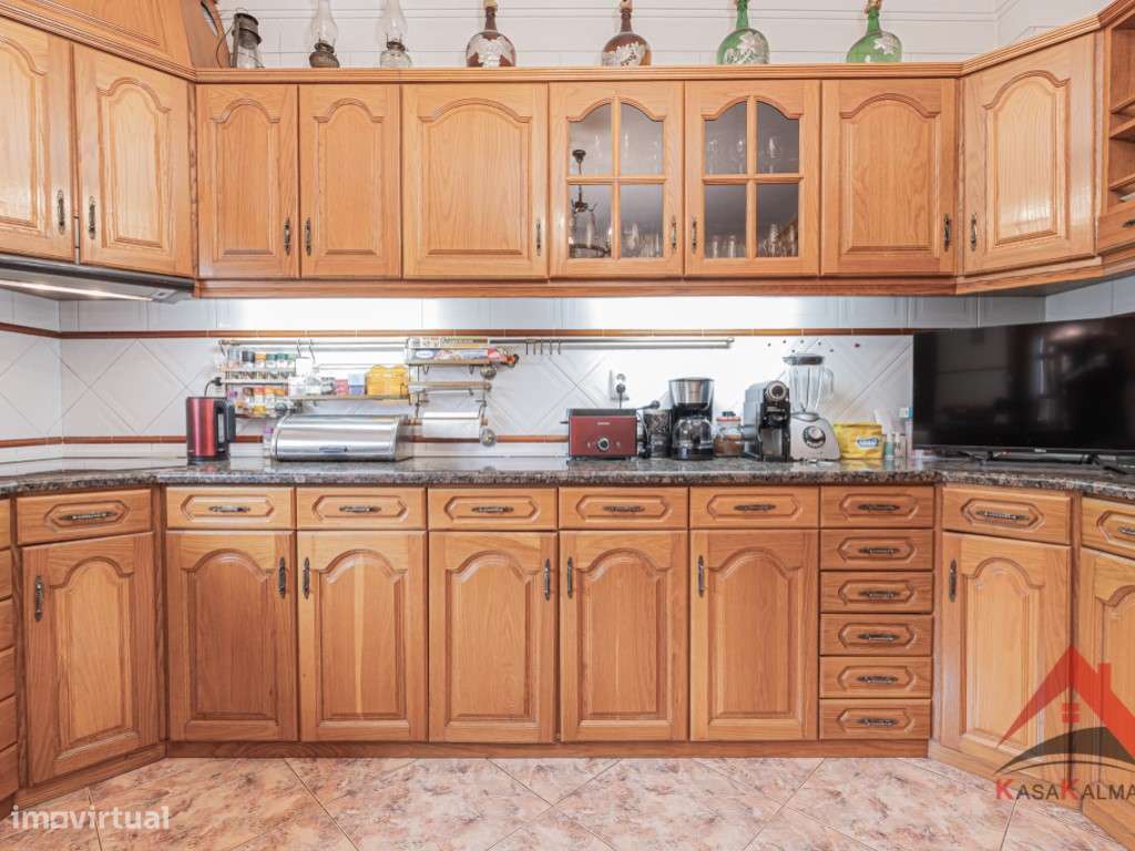 Moradia Isolada T4 com Aproveitamento de Sótão - Quinta do Conde-13