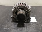 Alternador Audi A3 (8P1) - 1