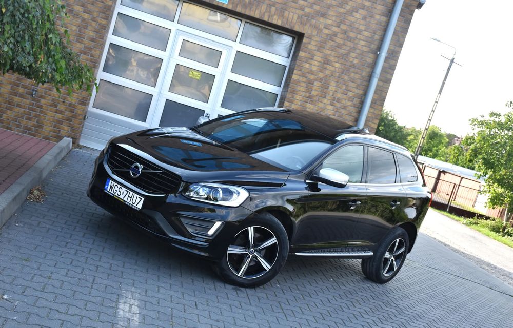 Volvo XC60 I D3 Drive-E R-Design Momentum 2017