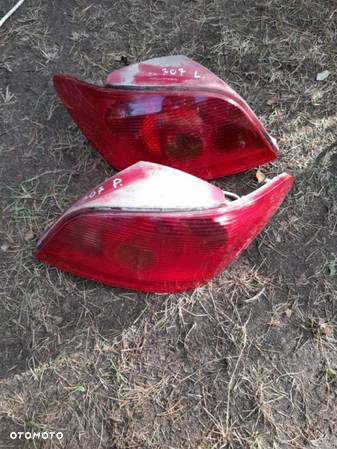 PEUGEOT 307.LAMPA TYL bez uszkodzen - 1