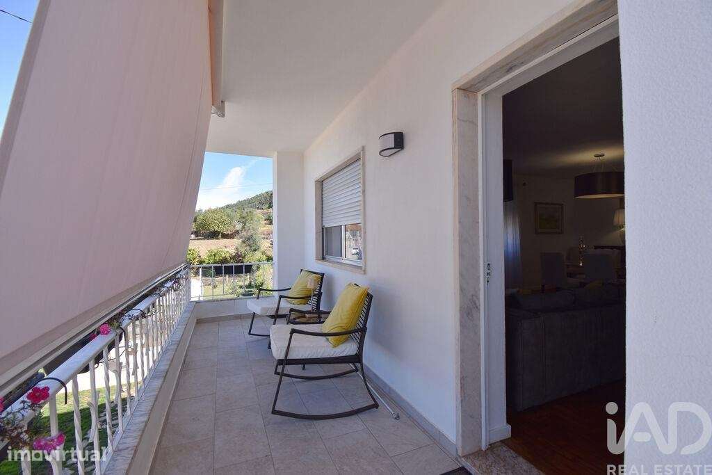 Casa tradicional T2 em São Miguel, Santa Eufémia e Rabaçal de 296,00 m - Grande imagem: 4/30