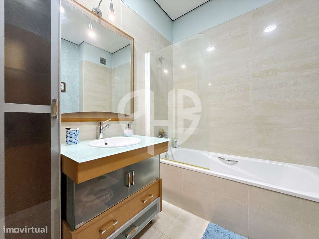 Apartamento T3+1 Duplex C/Terraço 250m2 // Condominio-41