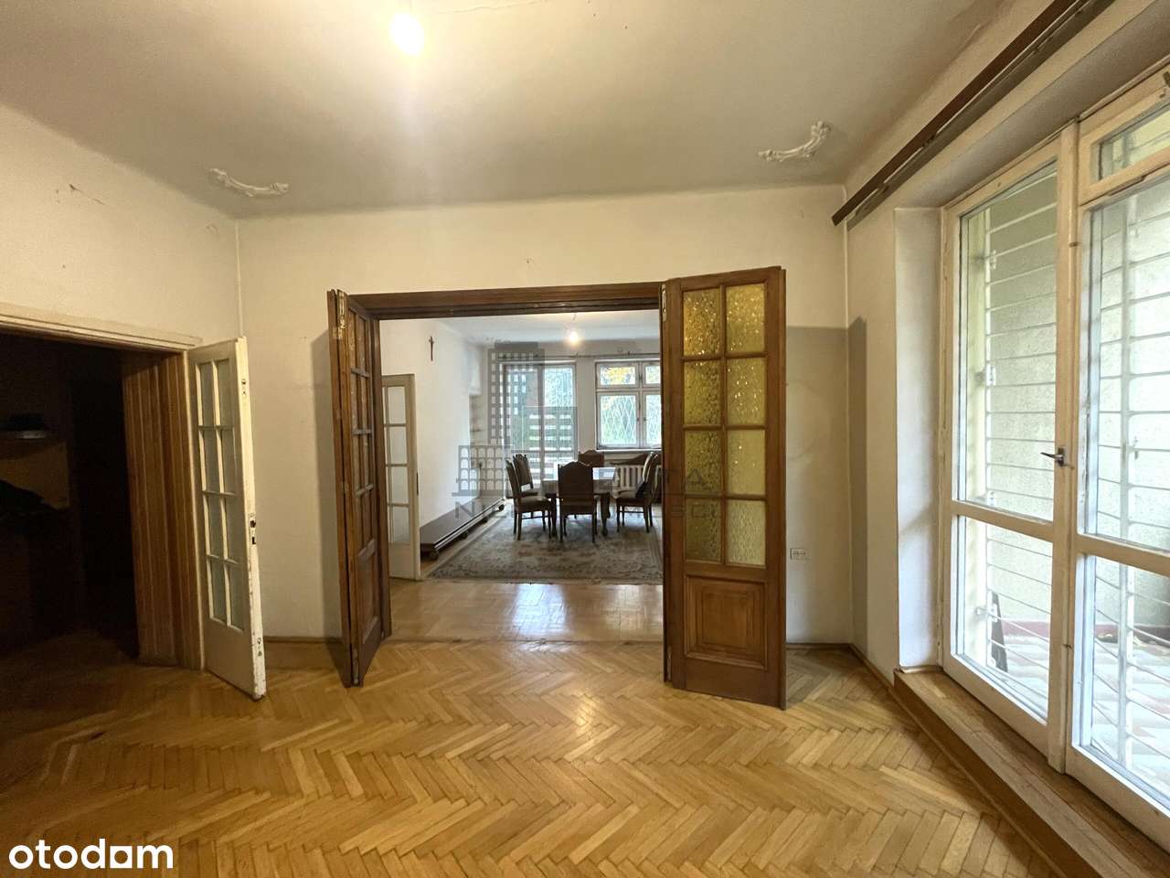 Całe piętro kamienicy, idealnie ciche-0