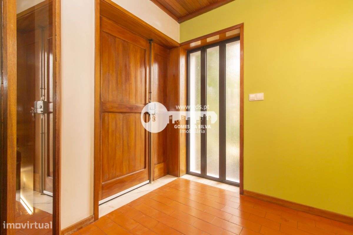 Moradia individual em Nogueiró c/2.500m2-18