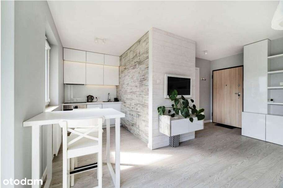 Kawalerka na sprzedaż -gotowa do zamieszkania-3