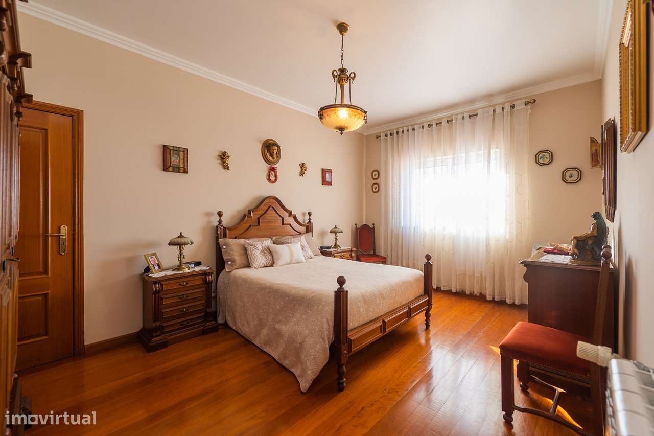 Moradia 3 Quartos - Geminada - Ramada-21