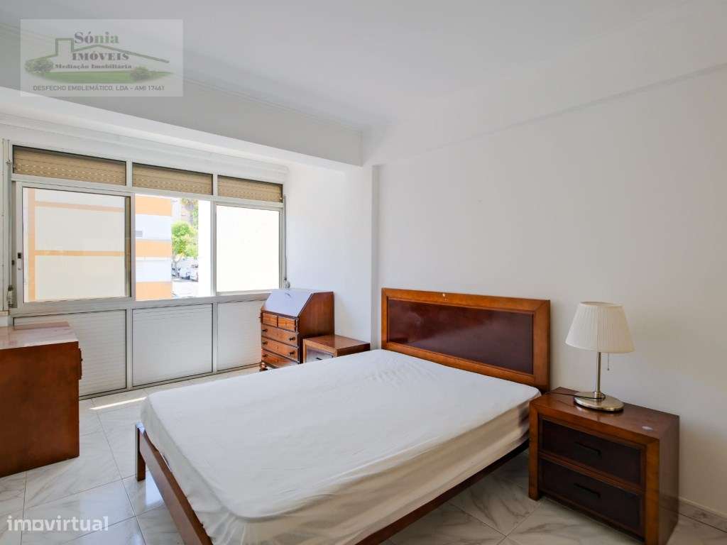 APARTAMENTO T3 EM CARCAVELOS PARA VENDA-9