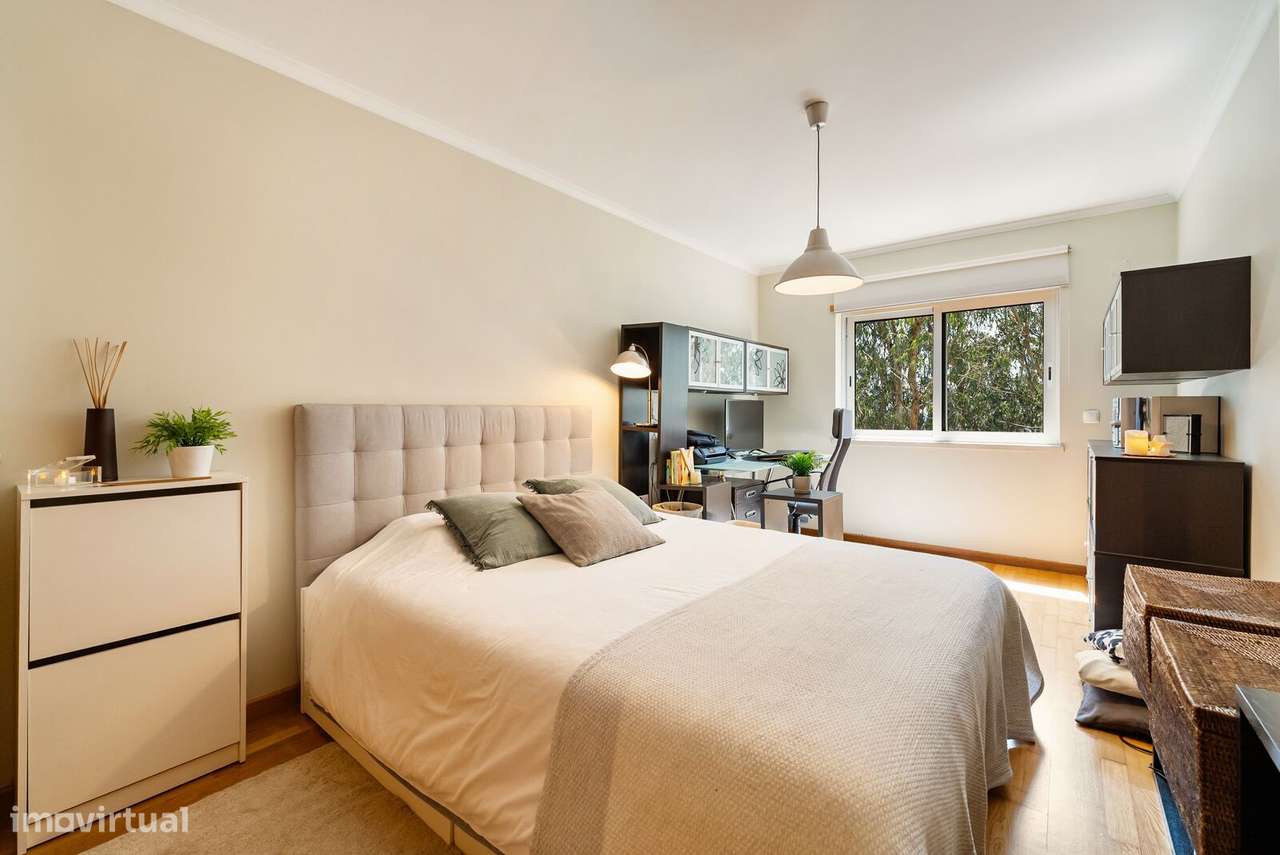 Apartamento T4 com estacionamento, Carnaxide, Oeiras-17