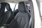 Volvo XC 40 2.0 D3 - 5