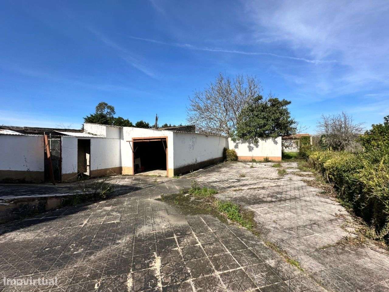 Imóvel de banco : escritura ao abrigo do simplex-16