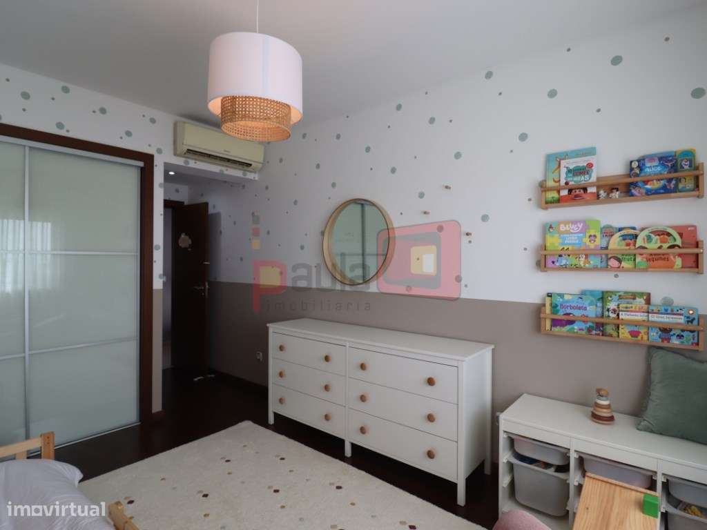 APARTAMENTO T3 MONTIJO COM PARQUEAMENTO E ARRECADAÇÃO-32