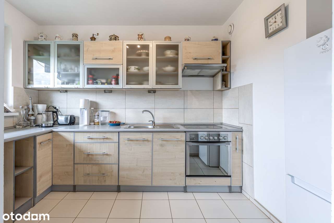 Czteropokojowe z balkonem, 4 min od plaży.-10