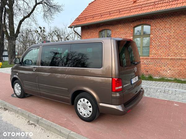 Volkswagen Caravelle - 6