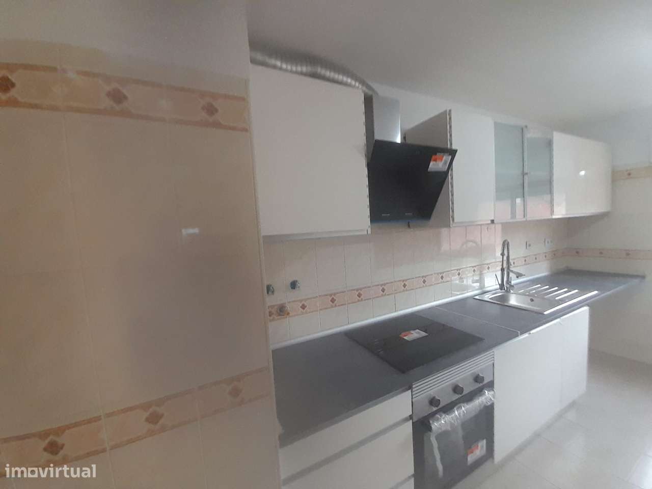 Excelente T2 Tapada das Mercês - Vista para a Serra de Sintra - Grande imagem: 5/21