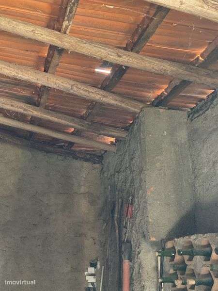 Armazem / Garagem para venda na Junceira - Peral - Proenca a Nova - Grande imagem: 5/10