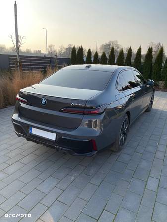 BMW Seria 7 750e PHEV xDrive sport - 3