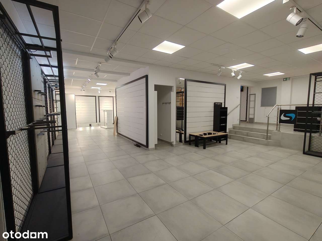 Lokal handlowo-usługowy - 148,73 m² w Centrum Pl. Juranda 1A, - Pełny obrazek: 5/16