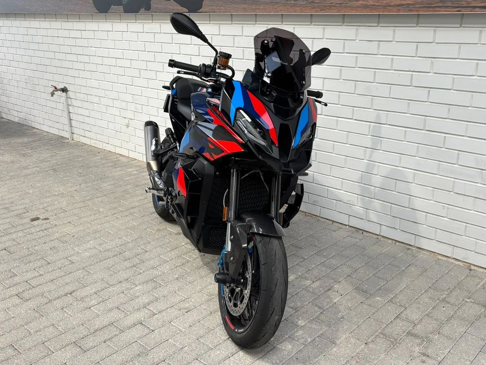 BMW M 1000 XR