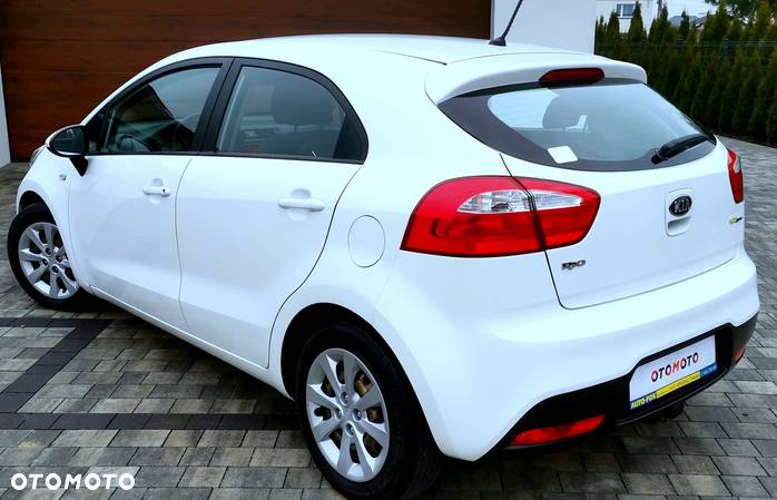 Kia Rio 1.2 Business Line - 19